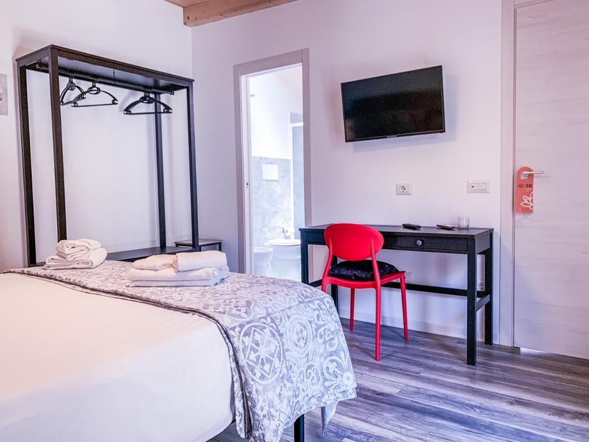 Bb 26 Bed & Breakfast Olbia